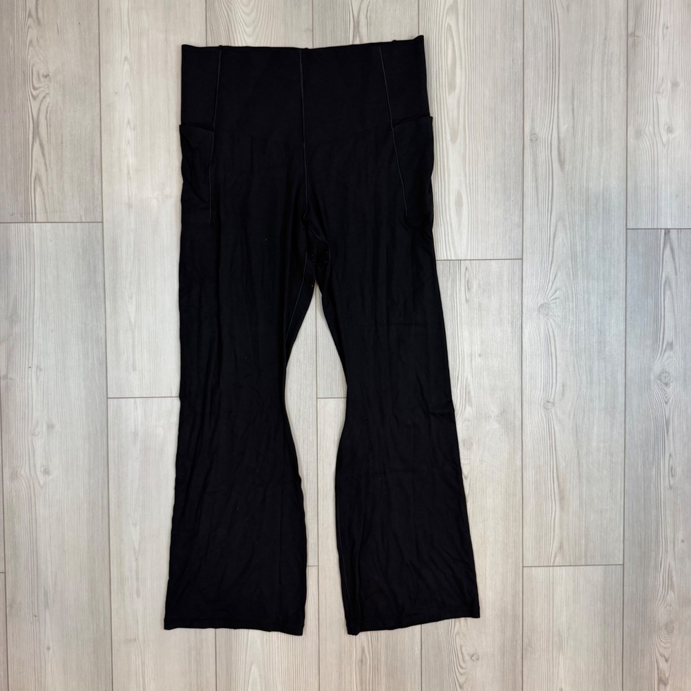 Offline by Aerie Real Me Xtra High Rise Bootcut Leggings Black XXL Pockets